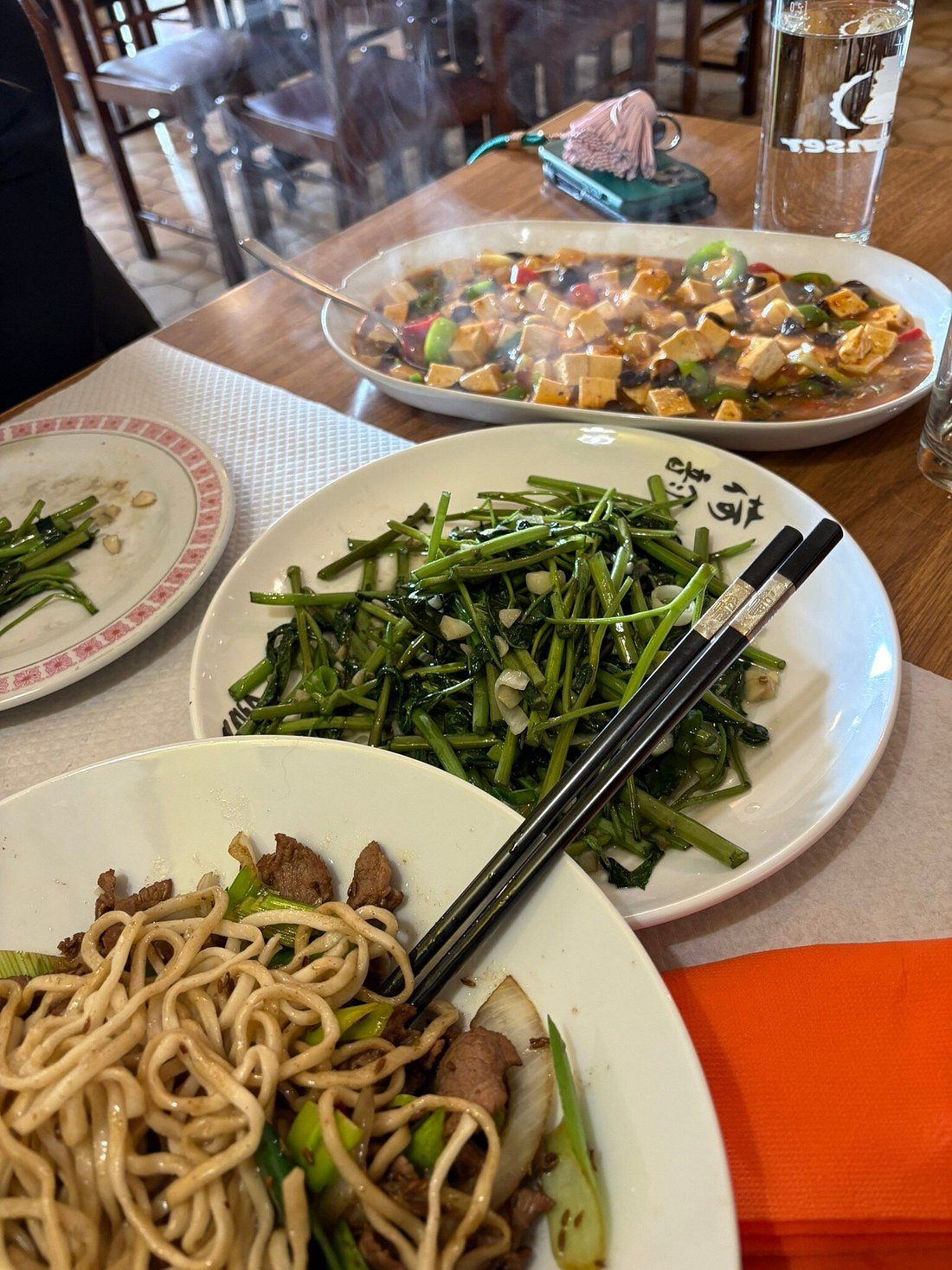 Tofu mapo et légumes verts